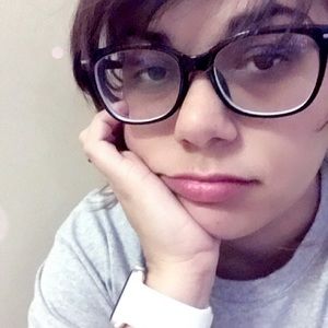 Meet your Posher, Araceli